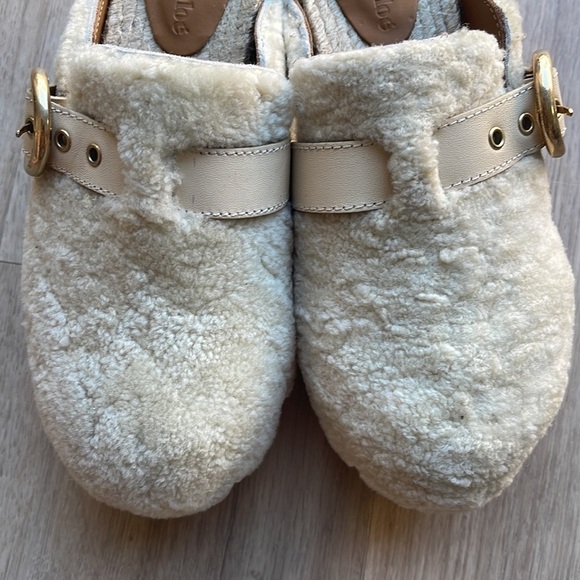SEE BY CHLOÉ Viviane buckled shearling clogs - Picture 8 of 17
